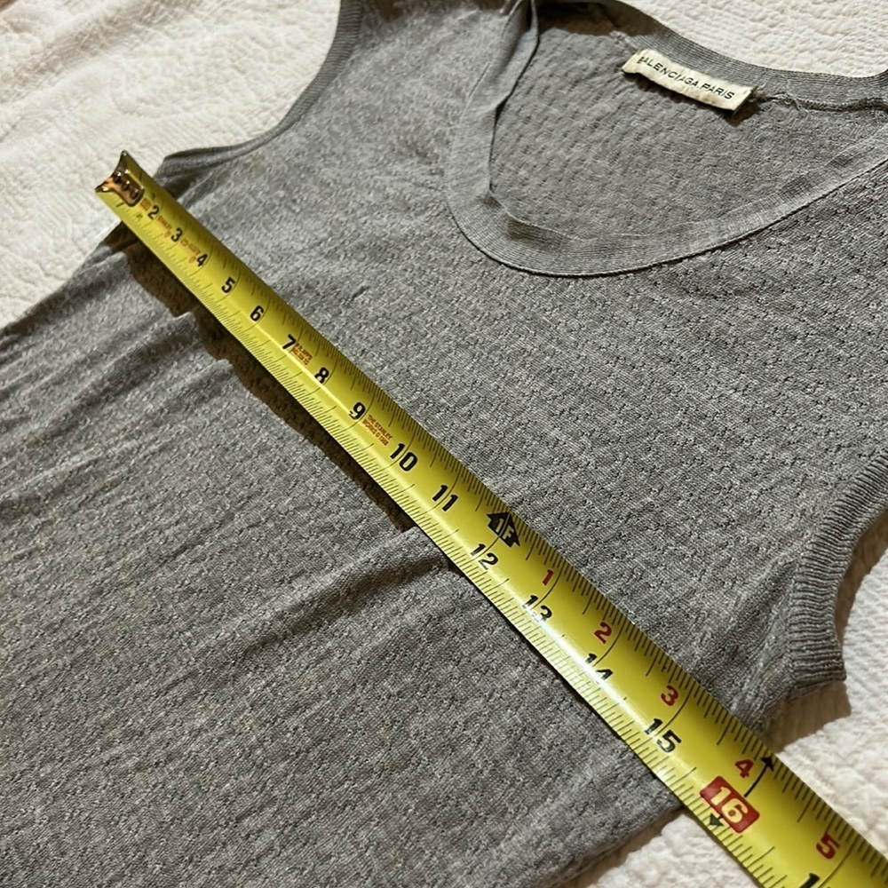 Balenciaga Sleeveless Textured Top. Size 38 - Picture 12 of 14